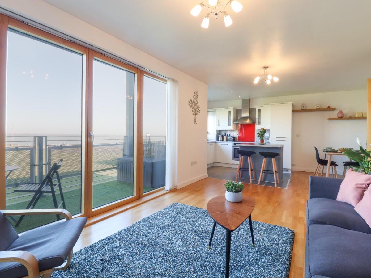 Flat 19 By The Beach Харвич Экстерьер фото